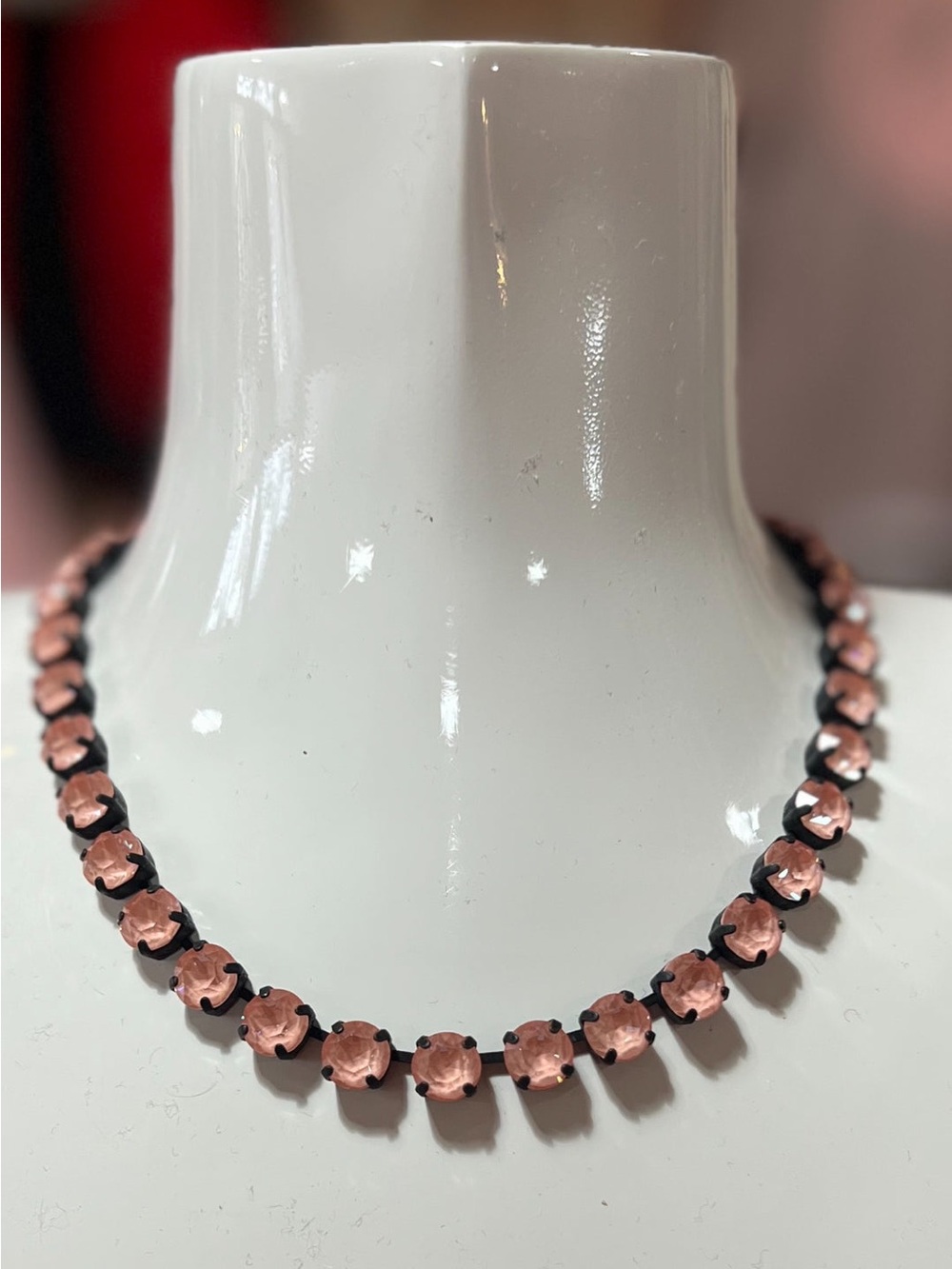 NWT TOVA flamingo ignite/Smutt Oakland necklace